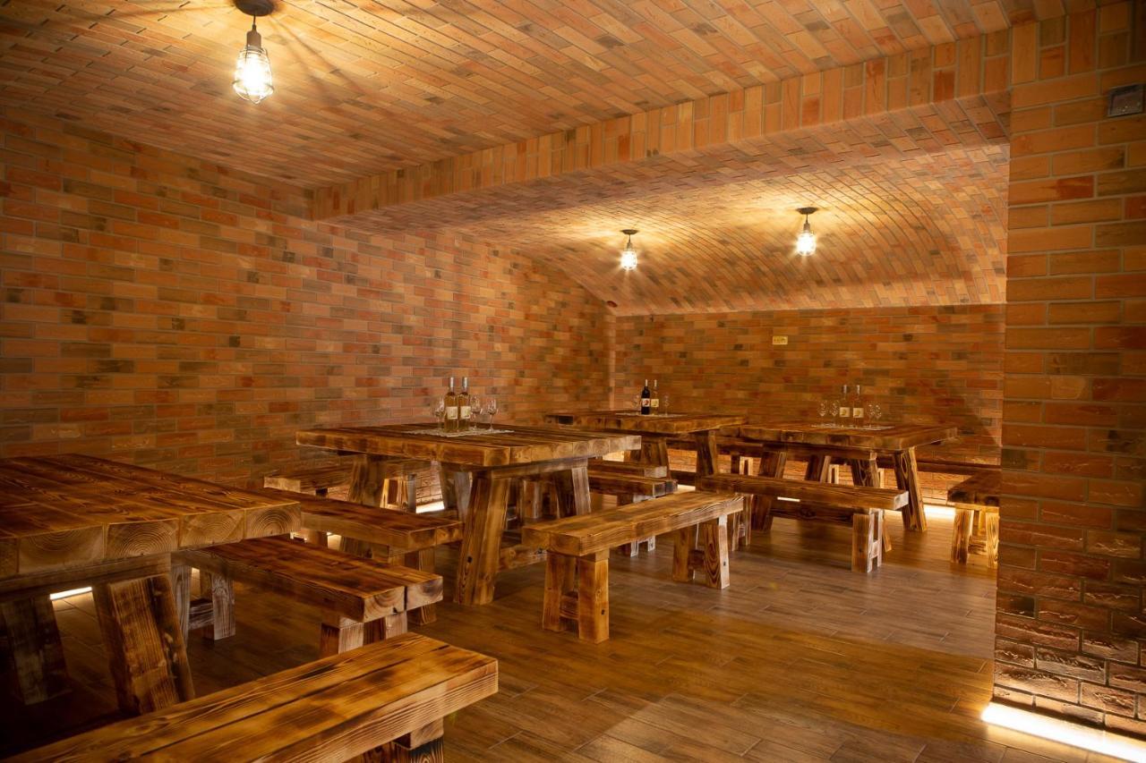 Penzion Šarlota&Vinařství Vítek Josef Mutěnice Exterior foto